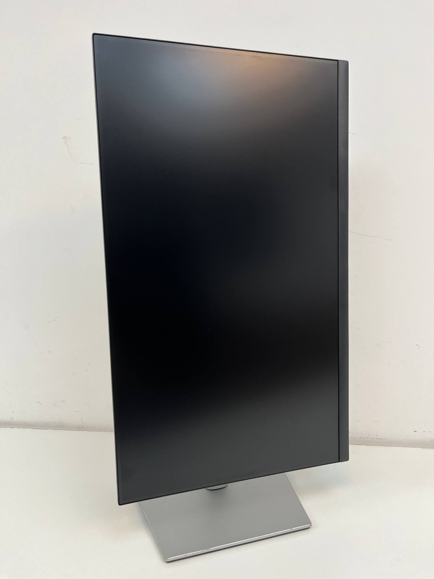 Monitor Dell P2419H Borderless - SuperSale.ae